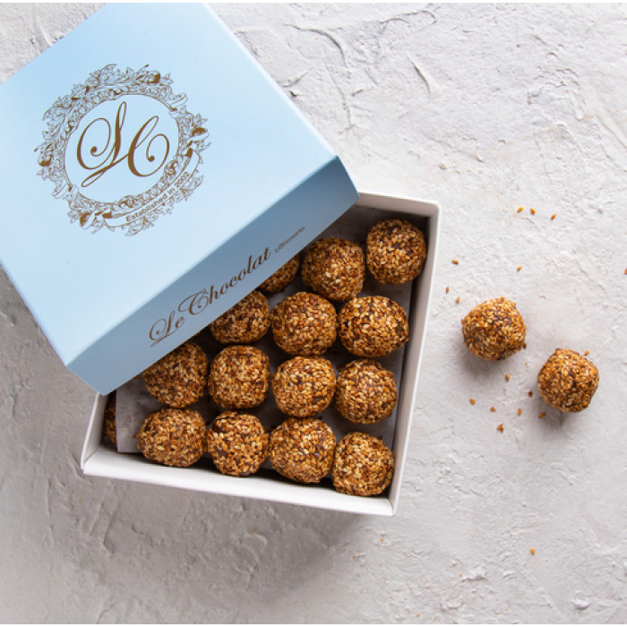 Sesame Dates Balls