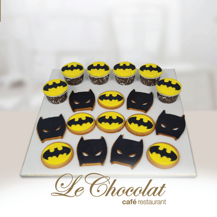 Batman Cupcakes